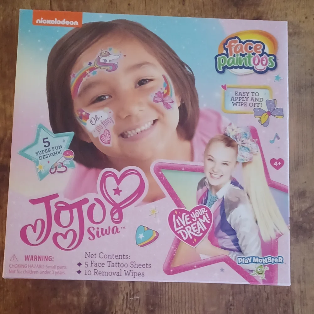 PlayMonster Face Paintoos — JoJo Siwa — Face Design for a Face Paint Alternative